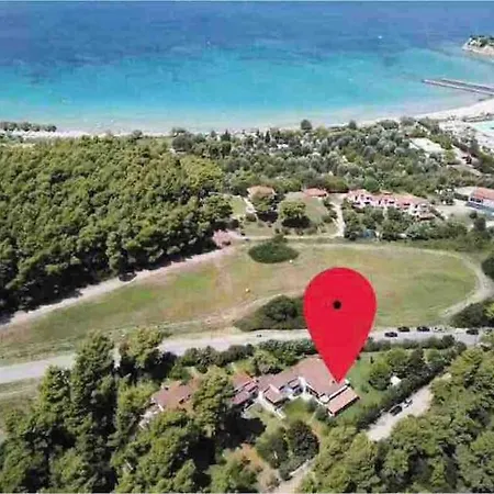Apartment House In Sani,very Close To The And Marina