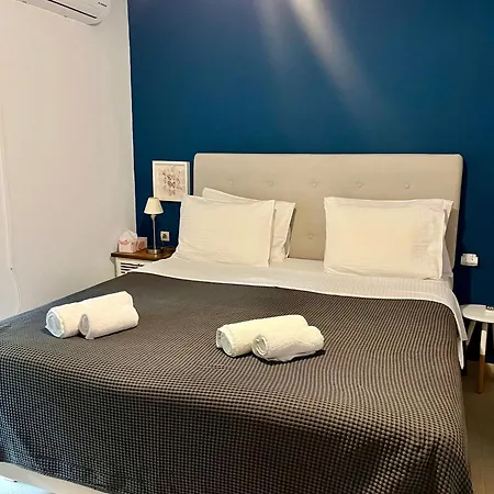 Apartment House In Sani,very Close To The And Marina
