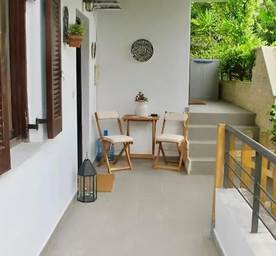 House In Sani,very Close To The And Marina Sani (Chalkidiki)