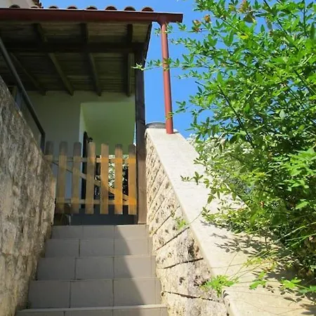 House In Sani,very Close To The And Marina Appartamento *