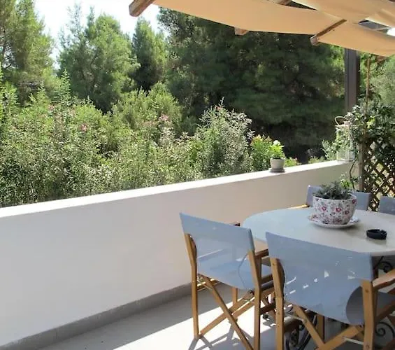House In Sani,very Close To The And Marina Daire *